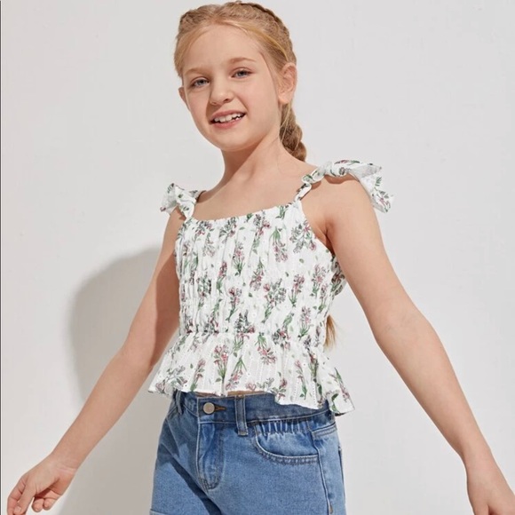 Girls Ruffle Trim Top - Picture 4 of 5